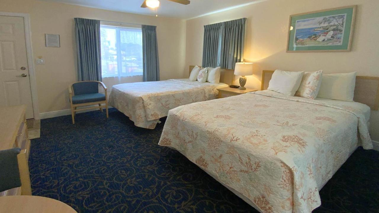 Carlton House Motel And Suites セント・ピート・ビーチ エクステリア 写真