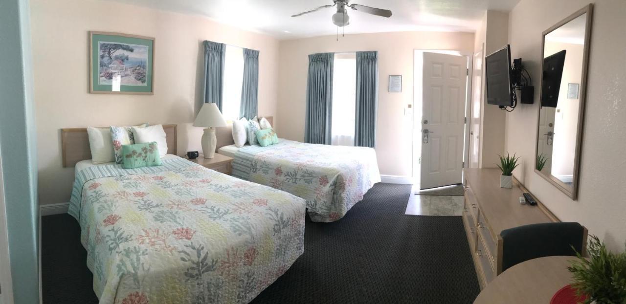 Carlton House Motel And Suites セント・ピート・ビーチ エクステリア 写真