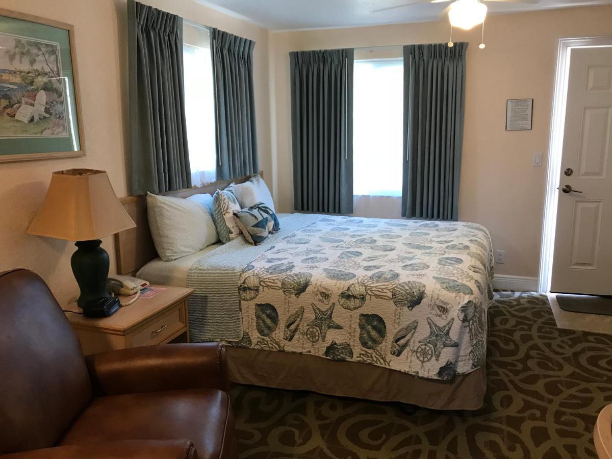 Carlton House Motel And Suites セント・ピート・ビーチ エクステリア 写真