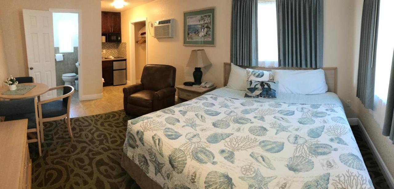 Carlton House Motel And Suites セント・ピート・ビーチ エクステリア 写真