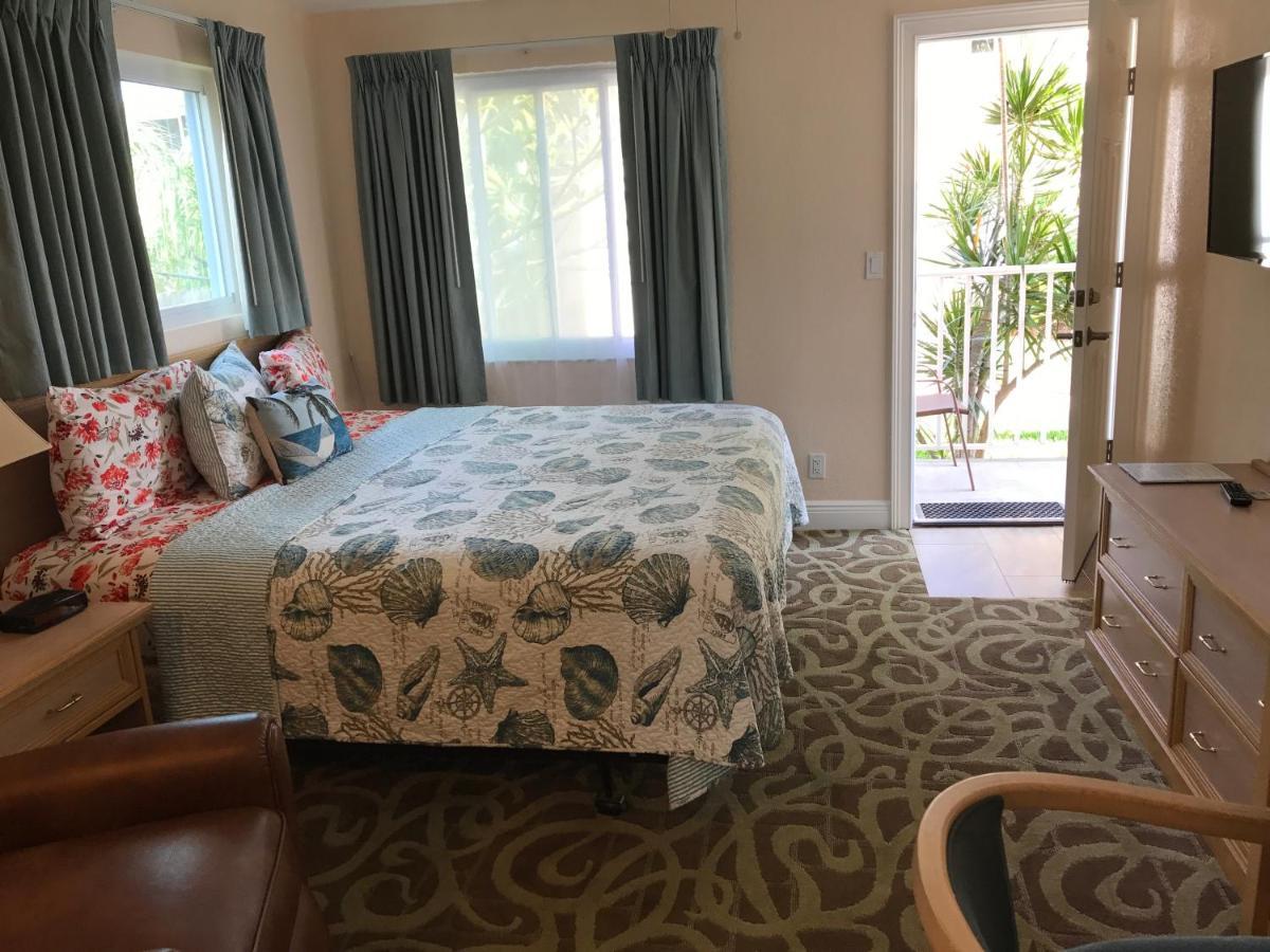 Carlton House Motel And Suites セント・ピート・ビーチ エクステリア 写真