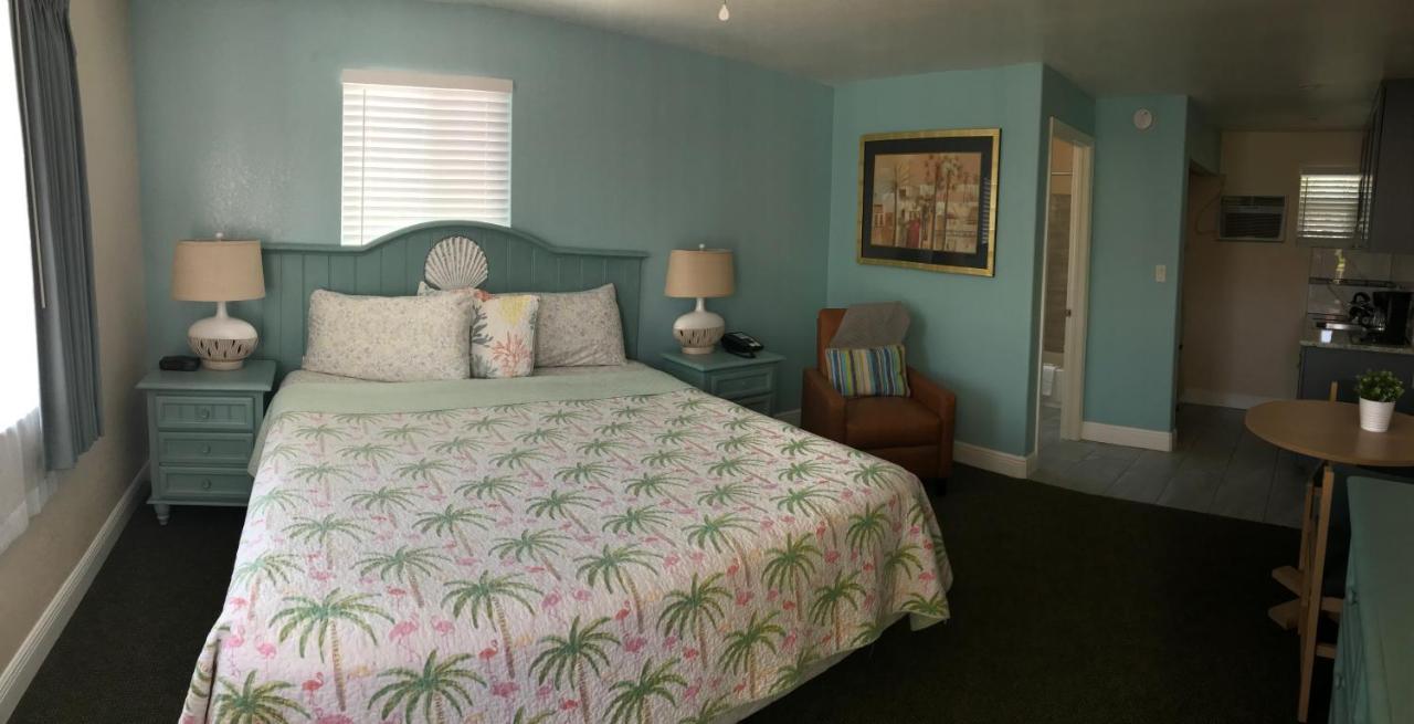 Carlton House Motel And Suites セント・ピート・ビーチ エクステリア 写真
